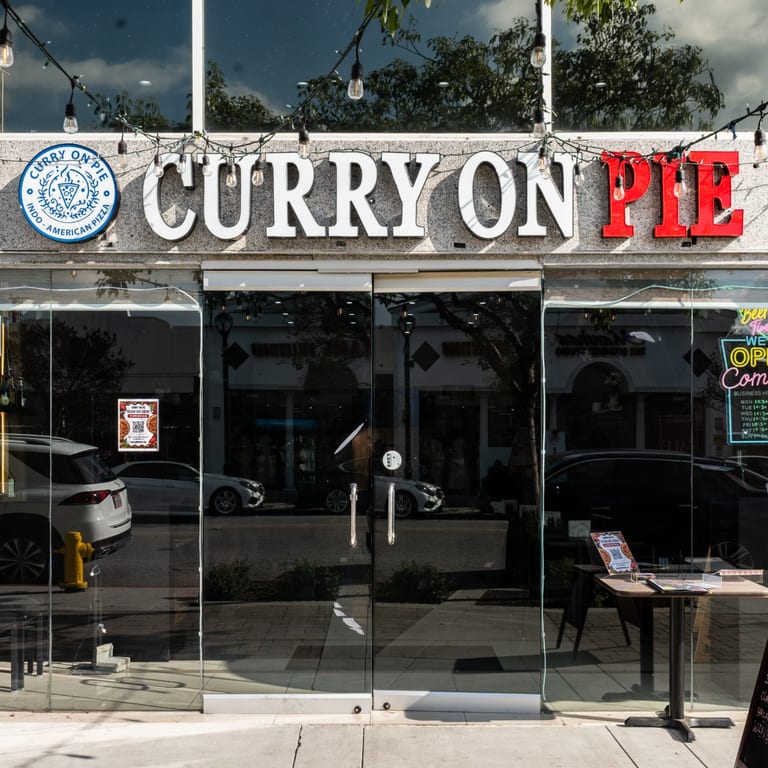 Welcome to Curry On Pie