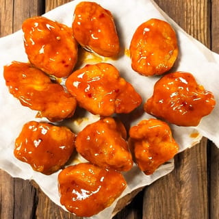 Boneless Honey Sriracha  Halal Wings